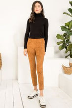 Load image into Gallery viewer, Eden Suede Ankle Zip Pants - camel
