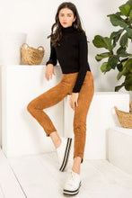 Load image into Gallery viewer, Eden Suede Ankle Zip Pants - camel
